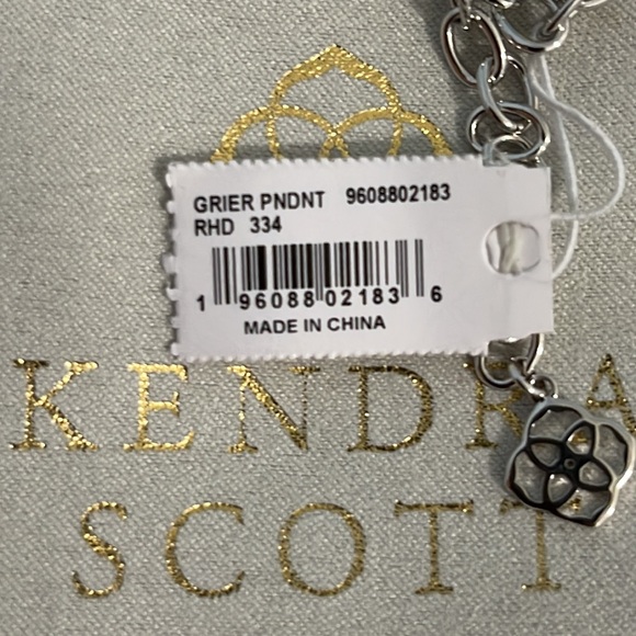 Kendra Scott Elisa Grier Pendant Necklace with Silver Chain- Brand New w/Box💚 - Picture 5 of 5